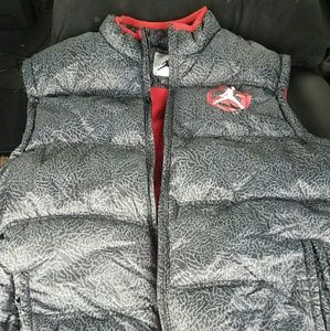 Jordan vest  size large